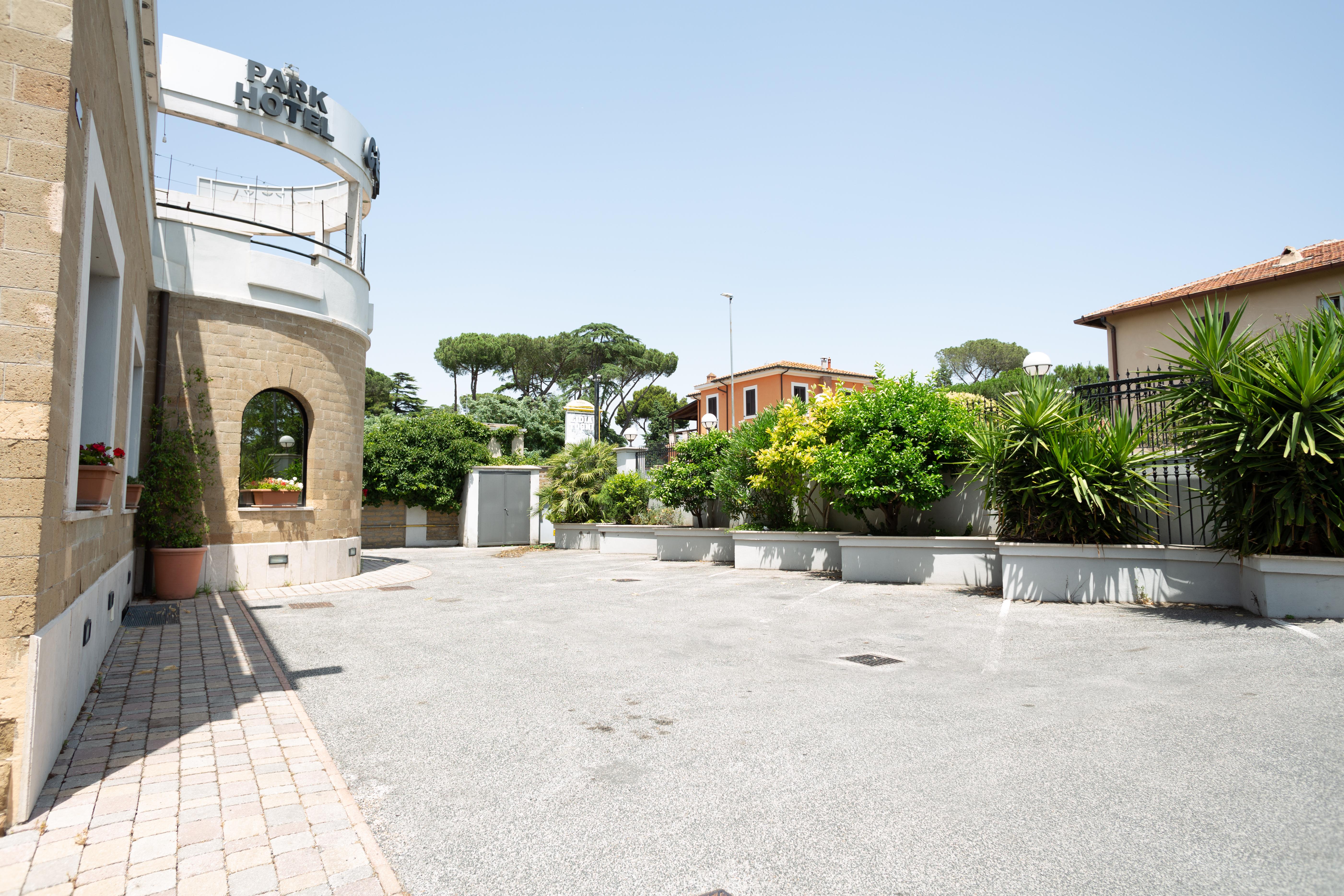 Cervara Park Hotel Rome Exterior photo